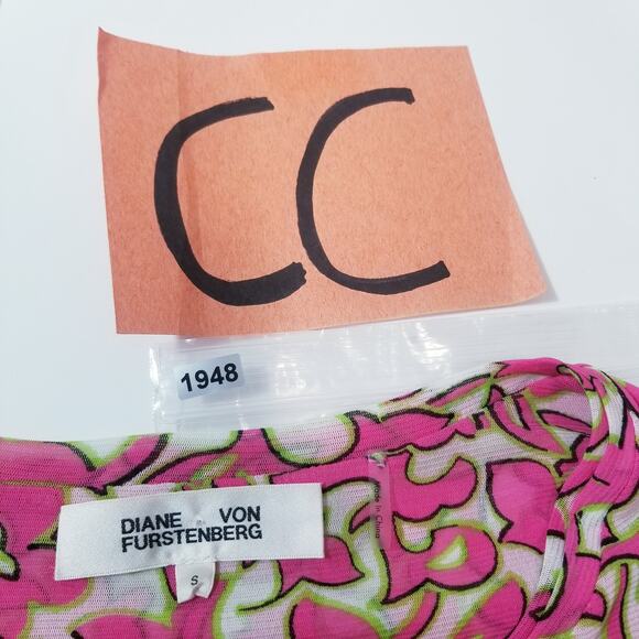 Diane Von Furstenberg Women size Small Marcelle Pleated Mesh Dress - Picture 12 of 12